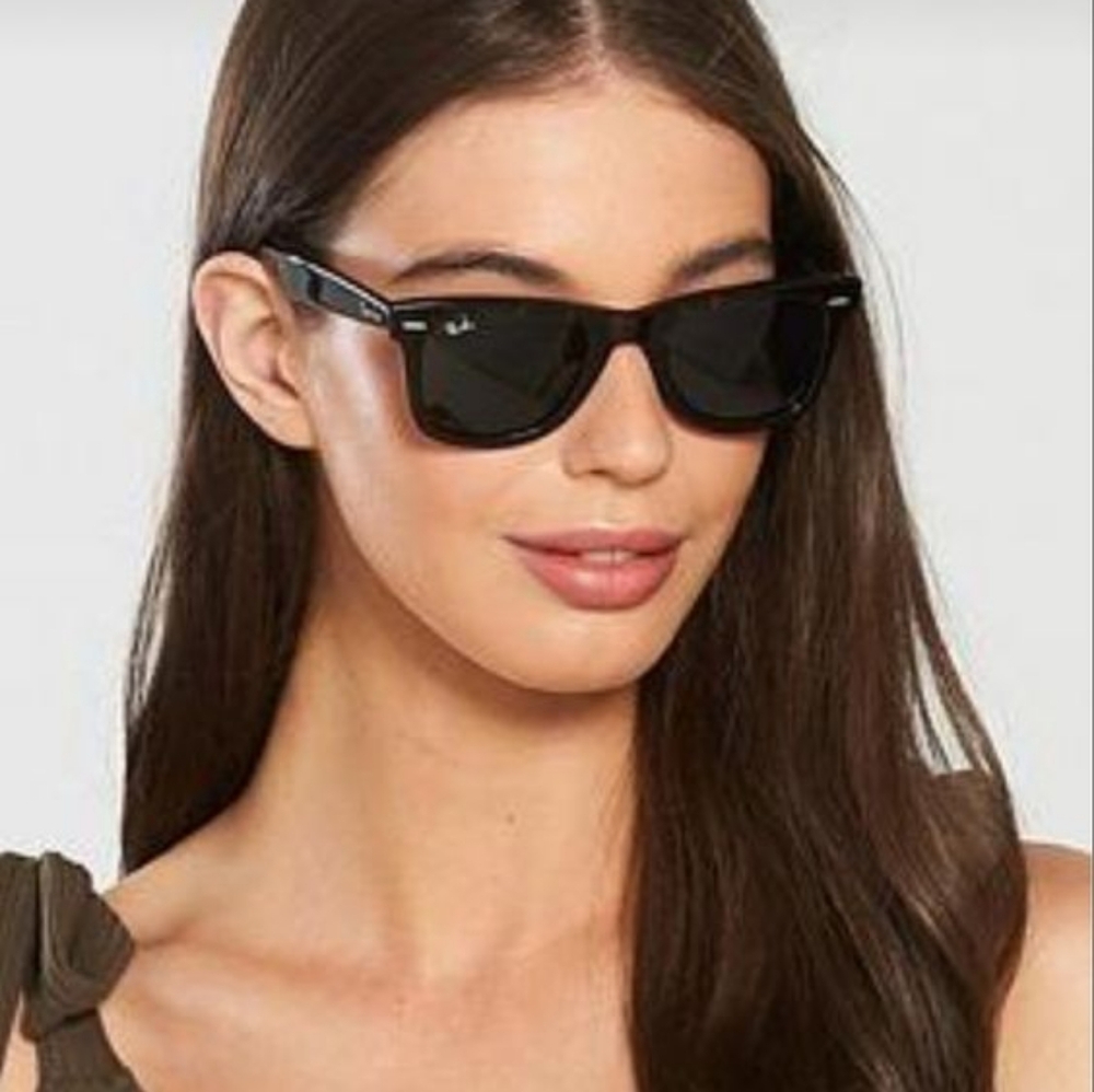 Ray-Ban Black Sunglasses